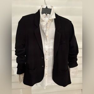 Lightweight Tart Knit Blazer